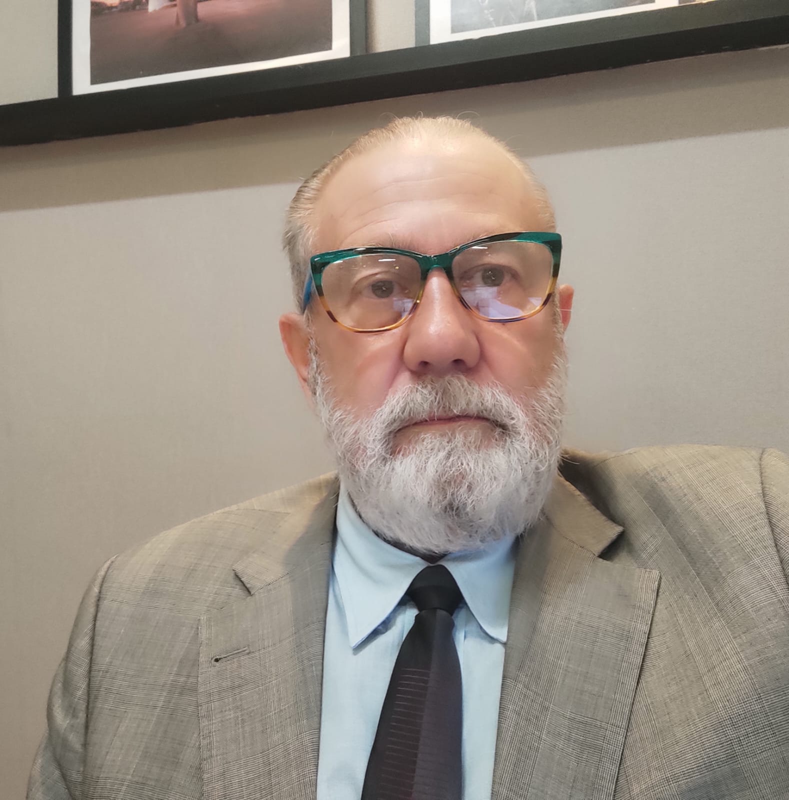 Dr. Aguiberto Camilo Redi, advogado, retrato em traje social